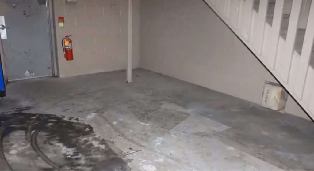 Jak usuwać kleiste powłoki z betonu kamienia